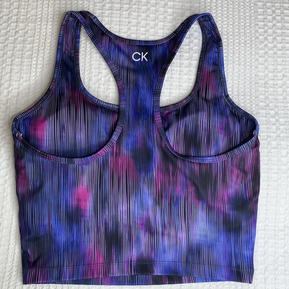 Calvin Klein Women’s Low Impact Crop Top Blur Movement Lotus Size Medium - Picture 2 of 6